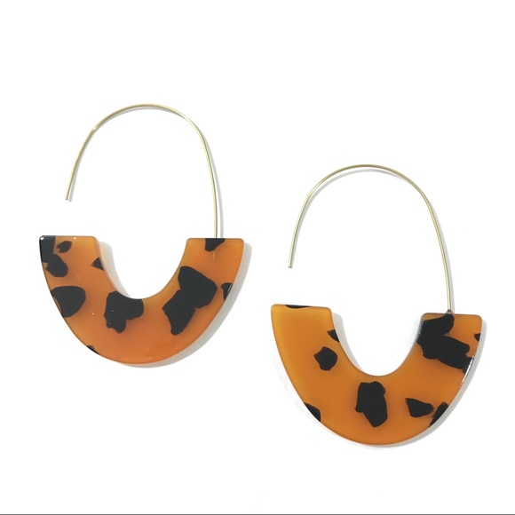 2/$35 🖤 ANTHRO Resin Drop Tortoise Hoop Earrings - Picture 2 of 4